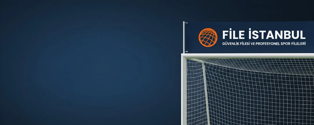File İstanbul markalı spor filesi ve futbol kalesi görseli